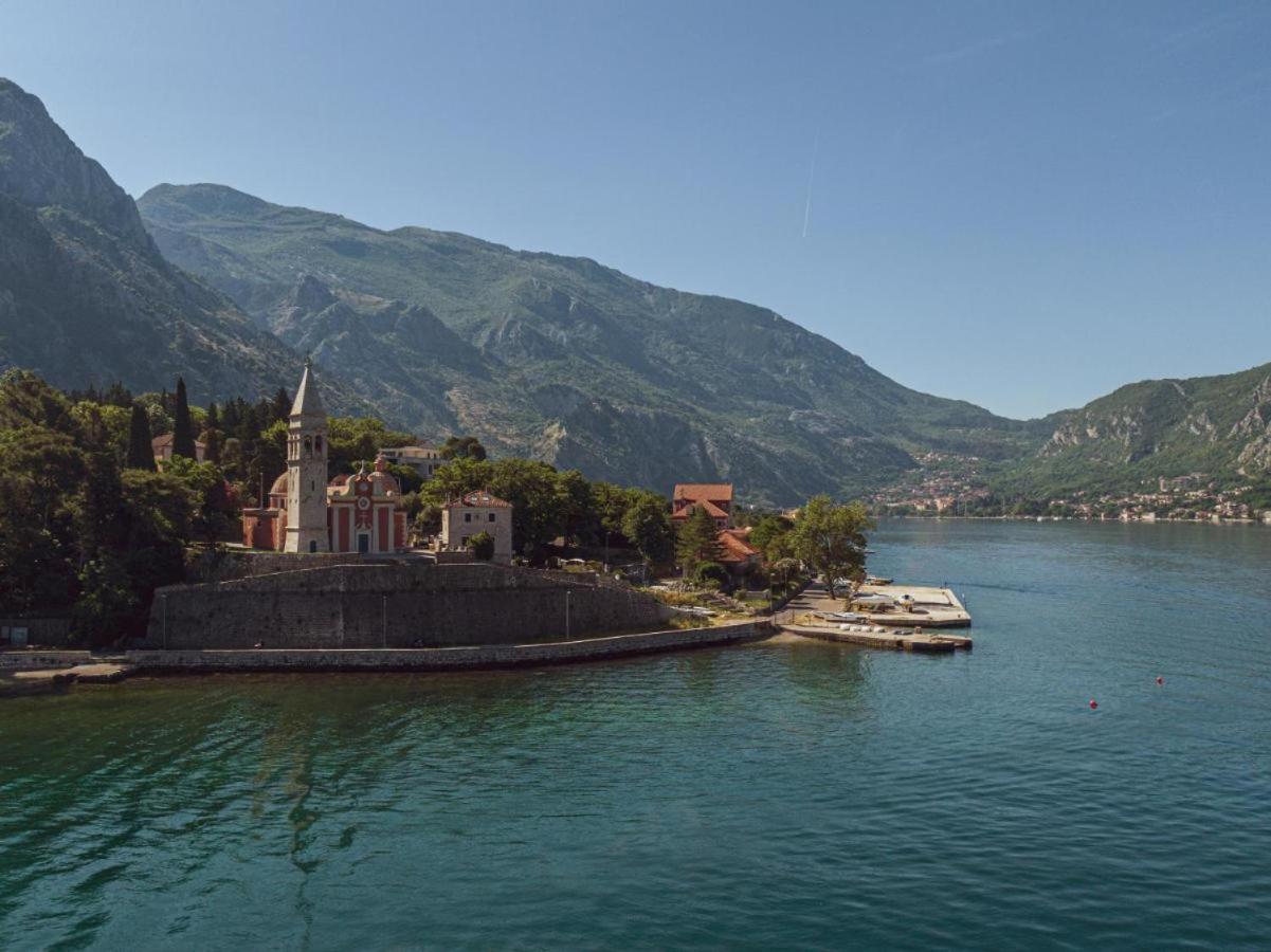 Villa Kamena Kotor Exterior photo