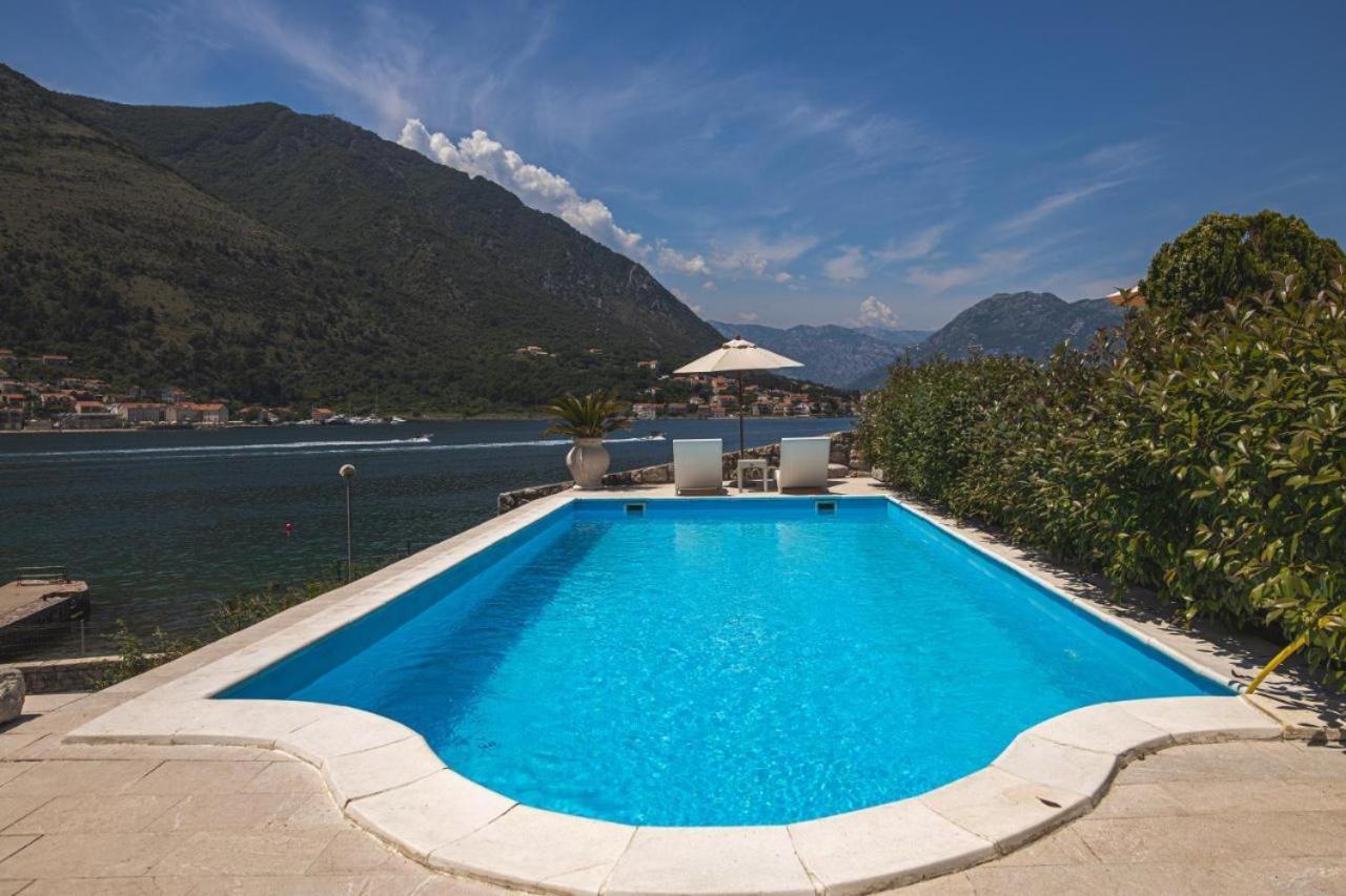 Villa Kamena Kotor Exterior photo